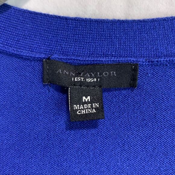 𝅺ANN Taylor Royal Blue Cardigan - Picture 5 of 10